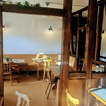 Urban Gotha-apartment Friedenstein- Am Schlosspark- Parken An Der Der Tür- Barrierefrei, 900 Meter Zum Bahnhof - Wallbox * Gotha