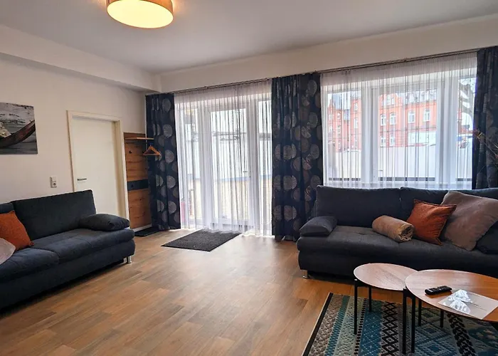 Appartement Urban Gotha-apartment Friedenstein- Am Schlosspark- Parken An Der Der Tuer- Barrierefrei, 900 Meter Zum Bahnhof - Wallbox *