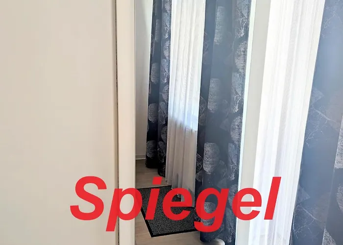 Urban Gotha-apartment Friedenstein- Am Schlosspark- Parken An Der Der Tuer- Barrierefrei, 900 Meter Zum Bahnhof - Wallbox