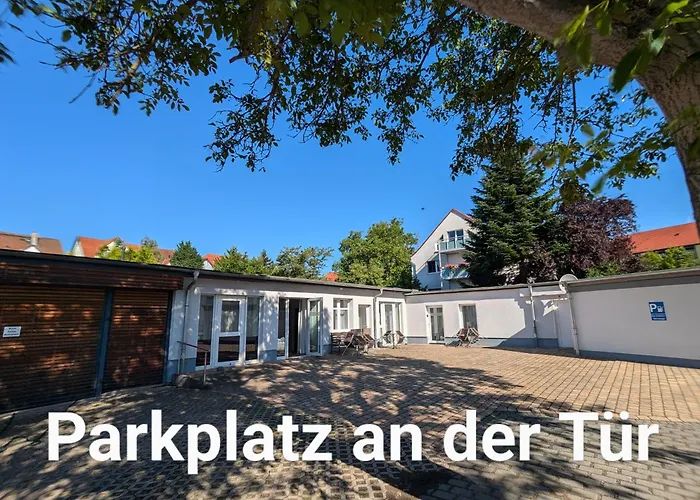 Urban Gotha-apartment Friedenstein- Am Schlosspark- Parken An Der Der Tuer- Barrierefrei, 900 Meter Zum Bahnhof - Wallbox *