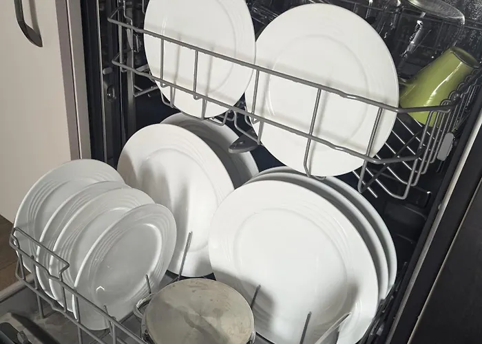 Urban Gotha-apartment Friedenstein- Am Schlosspark- Parken An Der Der Tuer- Barrierefrei, 900 Meter Zum Bahnhof - Wallbox Appartement