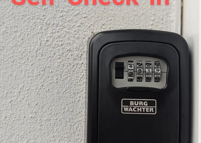 Urban Gotha-apartment Friedenstein- Am Schlosspark- Parken An Der Der Tuer- Barrierefrei, 900 Meter Zum Bahnhof - Wallbox * Gotha